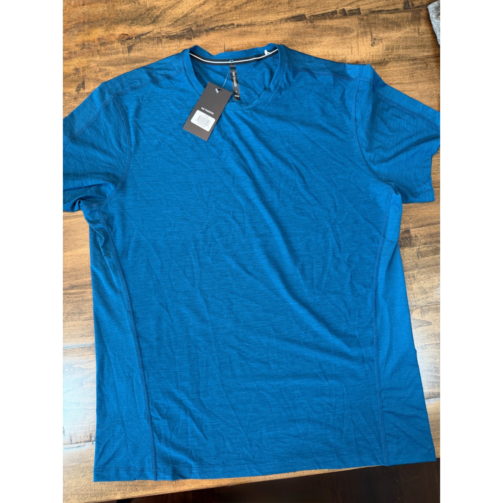 Ten Thousand Versatile Shirt Mens Large Deep Ocean Blue Athletic Training T Nwt